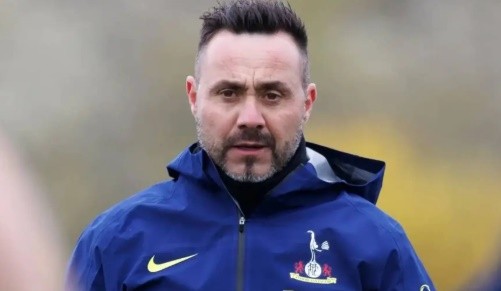 De Zerbi mang đến sự hào hứng trong buổi tập của các cầu thủ Spurs.