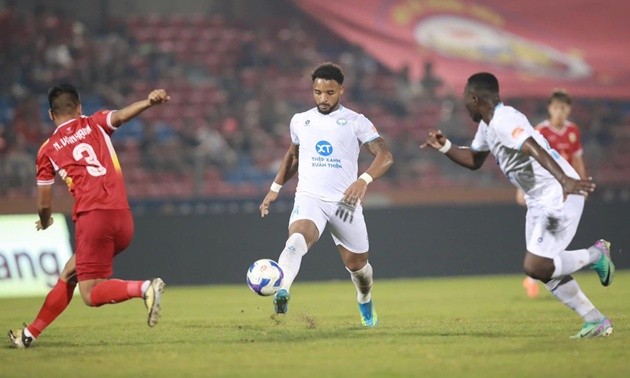 Xuân Son hài lòng khi Nam Định giành 3 điểm