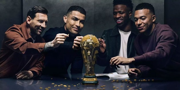 Ronaldo và Messi kiếm số tiền khủng từ quảng cáo của LEGO.