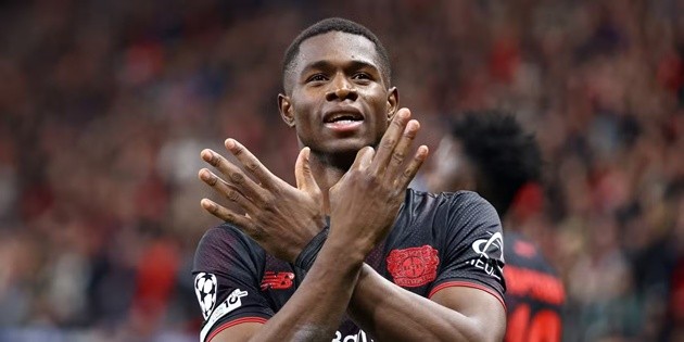 Kofane được hét giá 70 triệu euro