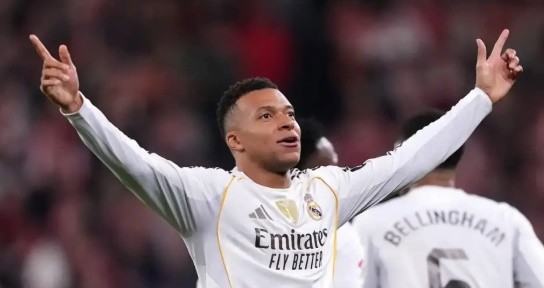 Kimmich đánh giá cao Mbappe.