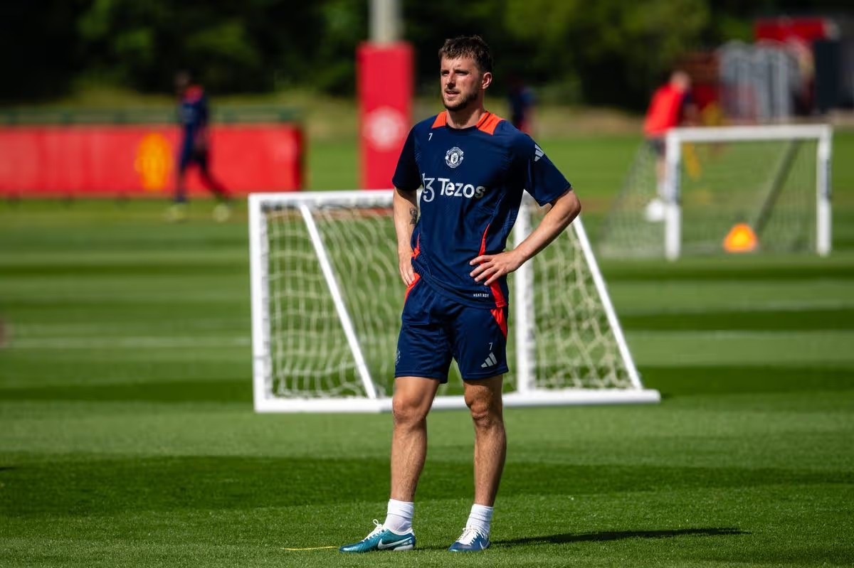 Mason Mount không có nhiều đóng góp cho Man Utd mùa này.
