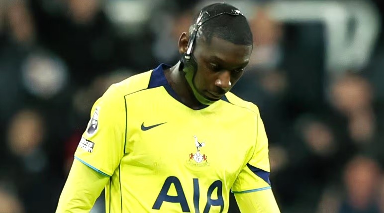 Tottenham không có ý định mua đứt Kolo Muani.