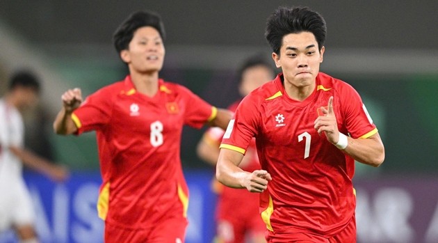 Đình Bắc sắp được HLV Kim Sang-sik gọi lại.