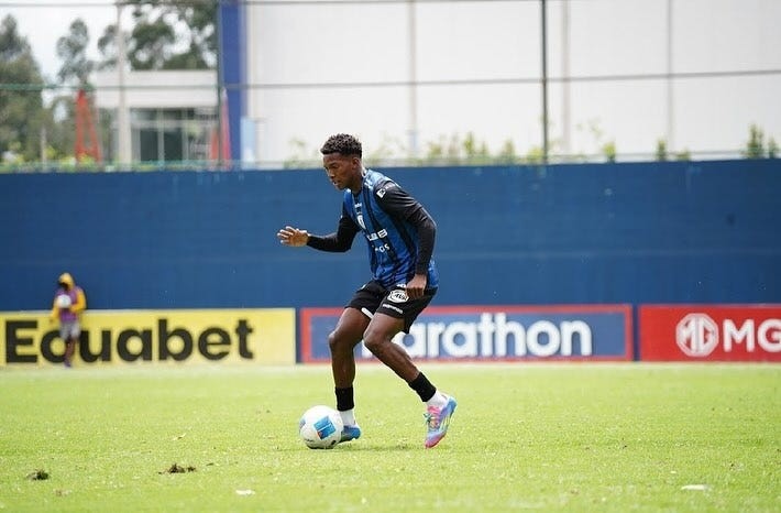 Johan Martinez đạt thỏa thuận gia nhập Newcastle.