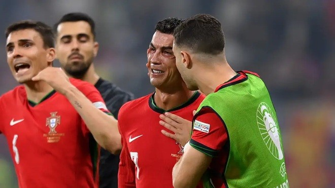 Ronaldo đã nhận lời thách thức từ đối thủ cửa dưới.