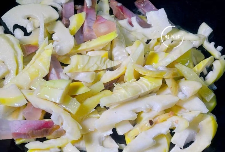 Kali được ví như “chất điện giải” giúp duy trì hoạt động sống của tế bào. Ảnh minh họa