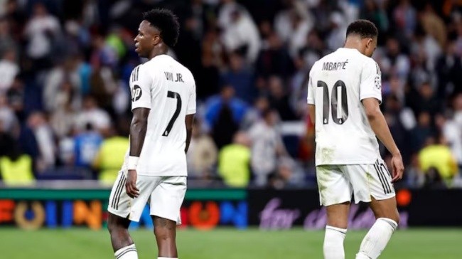 Real Madrid nhận thất bại trên sân nhà.