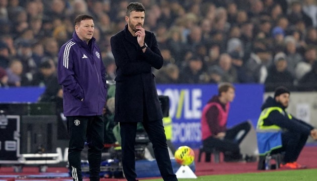 Carrick và bộ sậu HLV tạm quyền người Anh nhắm đến mục tiêu giàu tham vọng hơn.