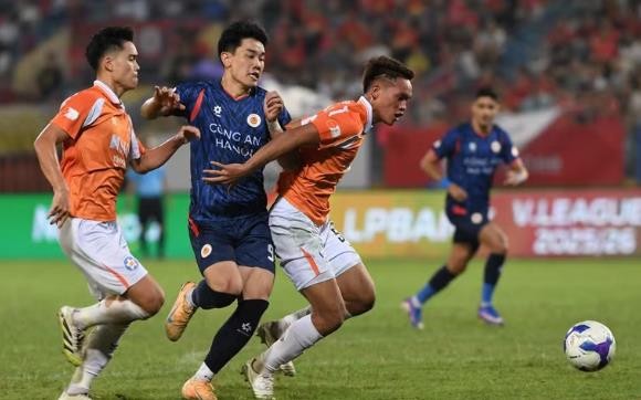 Thiên thời, địa lợi, nhân hòa là những yếu tố giúp CAHN băng băng về đích.