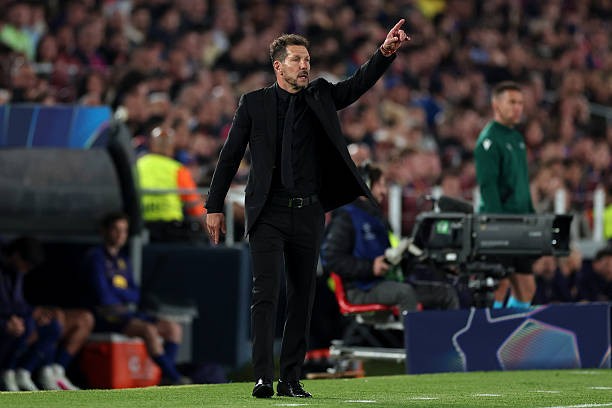 Simeone phá dớp tại Camp Nou. 