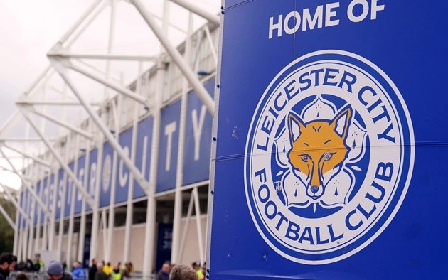 Leicester gần việc xuống League One thi đấu