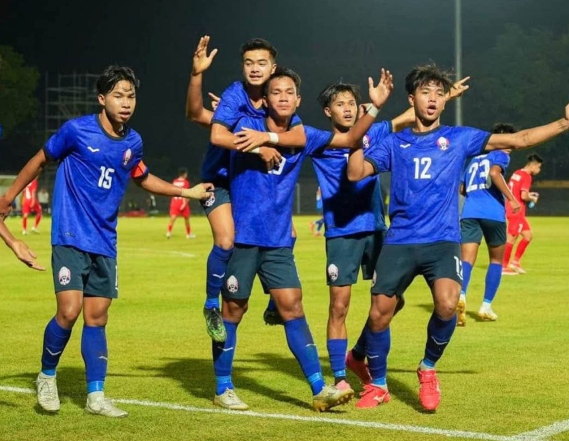 Campuchia đẩy mạnh quá trình nhập tịch cầu thủ. 