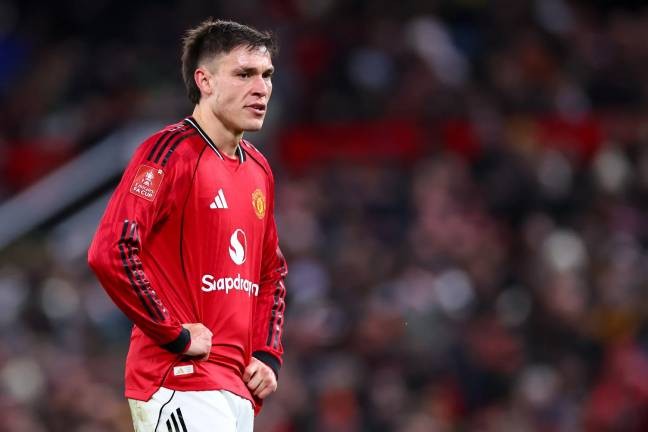 Romano xác nhận MU chia tay Ugarte vào Hè này.