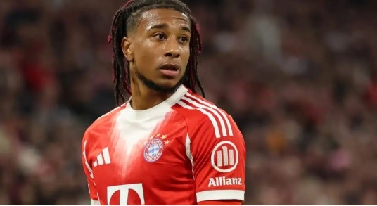 Olise đang phát triển mạnh mẽ trong màu áo Bayern.