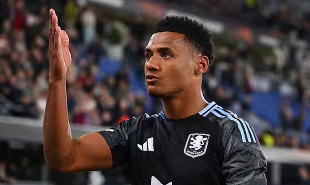 Tiền đạo người Anh thăng hoa vào cuối mùa