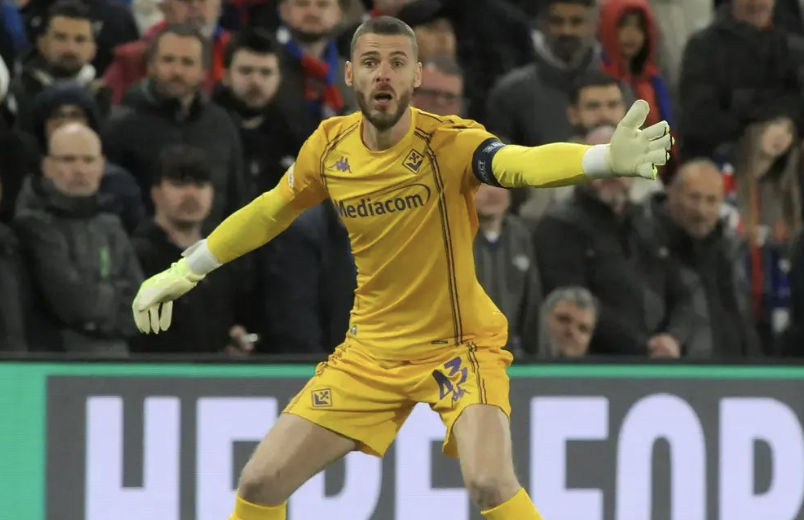 De Gea nếm trái đắng trong ngày trở lại Anh.