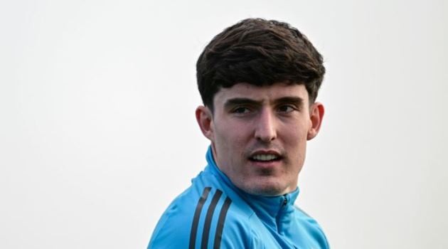  Tino Livramento trong tầm ngắm Pháo thủ.