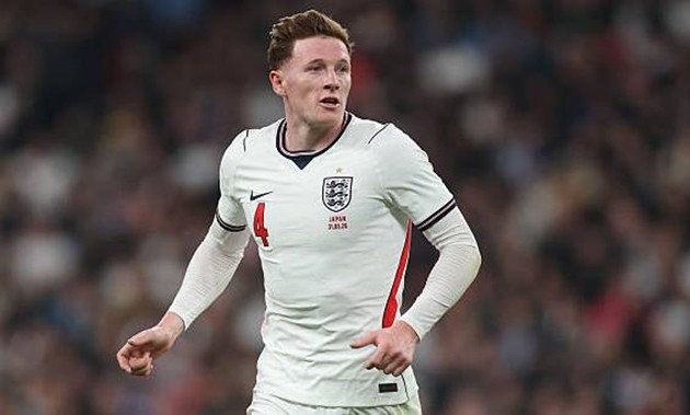 Elliot Anderson được hai đội bóng thành Manchester quan tâm.