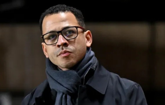 Một bộ phận fan Chelsea muốn đội nhà thua Man City.