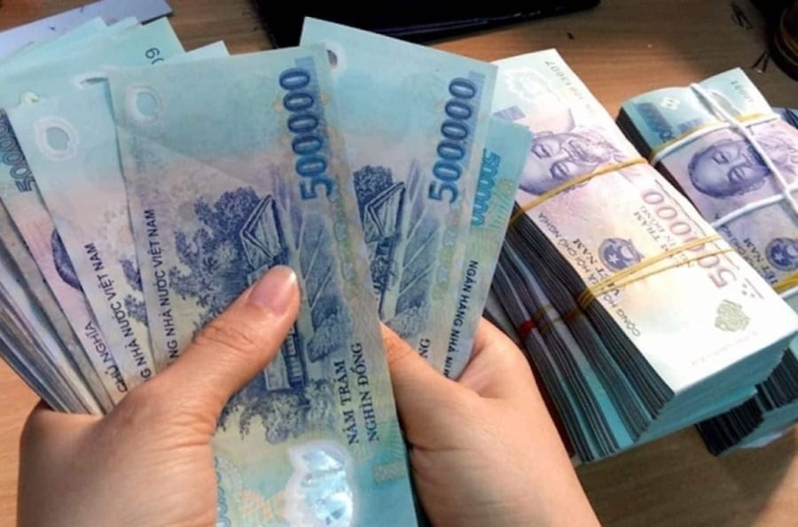 Cụ thể, đối với đoàn cấp tỉnh đi thăm, mức quà tặng là 11.000.000 đồng/đơn vị, bao gồm 10.000.000 đồng tiền mặt và 1.000.000 đồng hiện vật, áp dụng cho các đối tượng theo quy định tại khoản 1 và khoản 2 Điều 2 của Nghị quyết.

