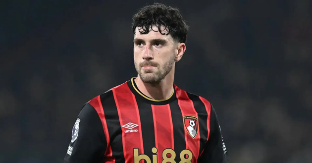 Senisi được nhiều đội bóng lớn nước Anh quan tâm.