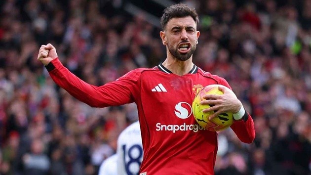Bruno Fernandes phủ nhận việc chơi bóng ở MU là vì tiền
