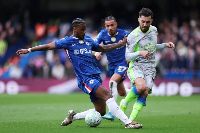 Hato là điểm sáng hiếm hoi trong trận thua của Chelsea.