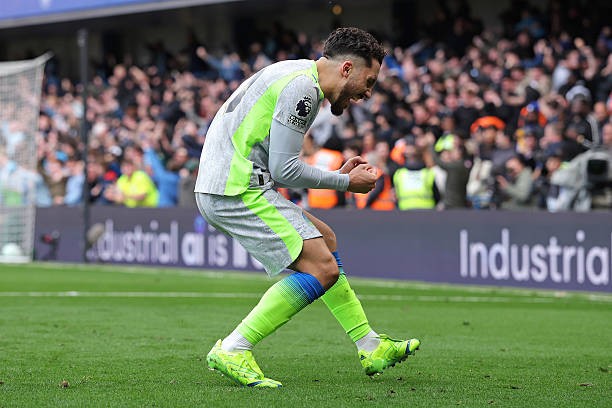 Arsenal đang thiếu đi sự ngẫu hứng mà Cherki thể hiện trên sân.