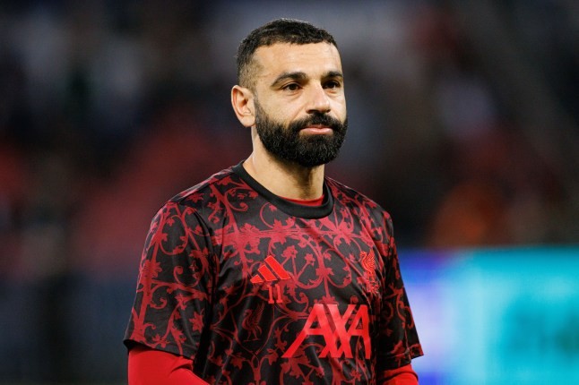 Salah đang trên đường rời khỏi Anfield. 