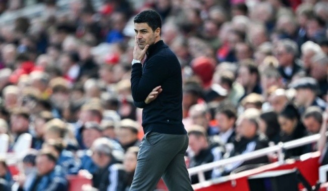 Trận thua Bournemouth phơi bày nhiều vấn đề của Pháo thủ.