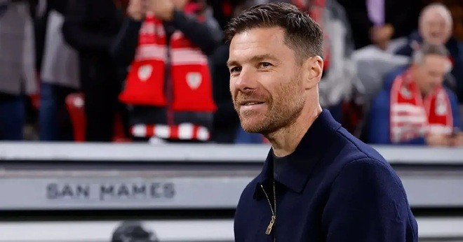 Xabi vốn được nhiều đội bóng lớn để mắt.