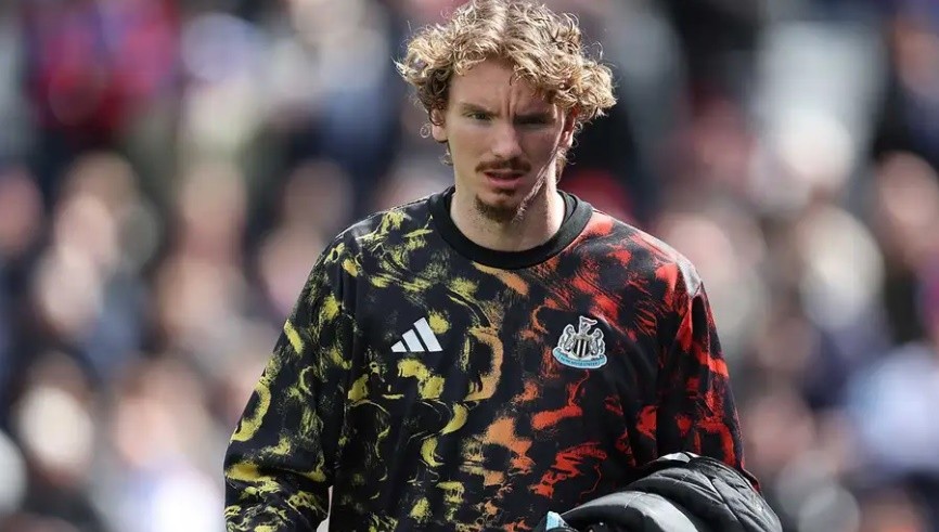 Nick Woltemade gặp khó tại Newcastle.