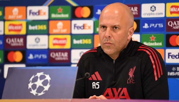 Arne Slot sẽ có những thay đổi gì ở trận lượt về vòng 16 đội?