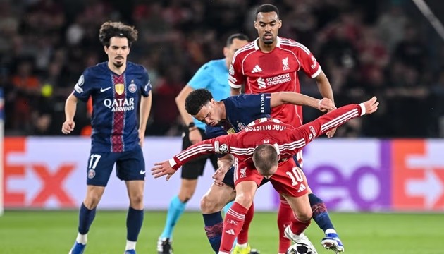 Liverpool nỗ lực làm nên kỳ tích trước PSG.