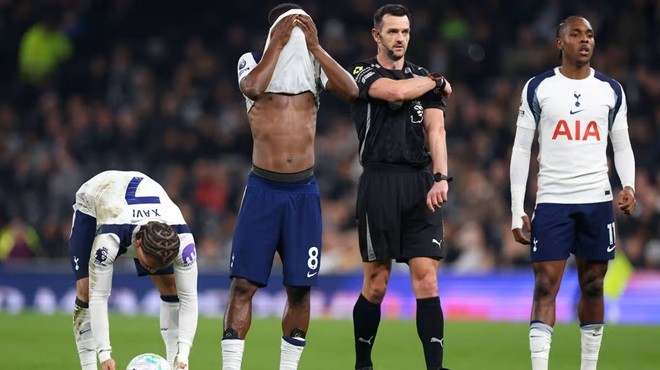 Spurs sẽ là đội bóng đắt giá nhất từng xuống hạng.