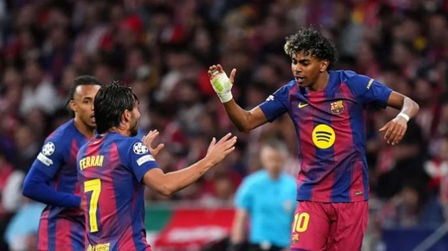 Hàng công Barcelona chơi tốt ở trận tứ kết lượt về Champions League.