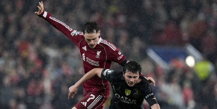 Florian Wirtz – 6 điểm Một trận đấu không mấy hào nhoáng khi anh phải thực hiện quá nhiều nhiệm vụ phòng ngự theo chỉ đạo của HLV. Wirtz thu hồi bóng tốt và phối hợp thoát pressing cùng Kerkez bên cánh trái, nhưng sự sắc bén trong khu vực 1/3 cuối sân là chưa đủ. Anh thi đấu khởi sắc hơn sau khi Gakpo vào sân.