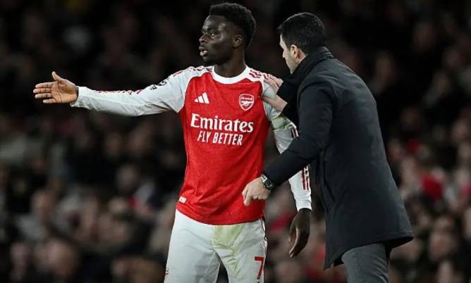 Saka bỏ ngỏ khả năng góp mặt trận đại chiến Man City.