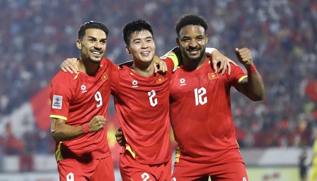 Bóng đá Việt Nam đang phát triển đồng đều ở cả 3 tuyến.