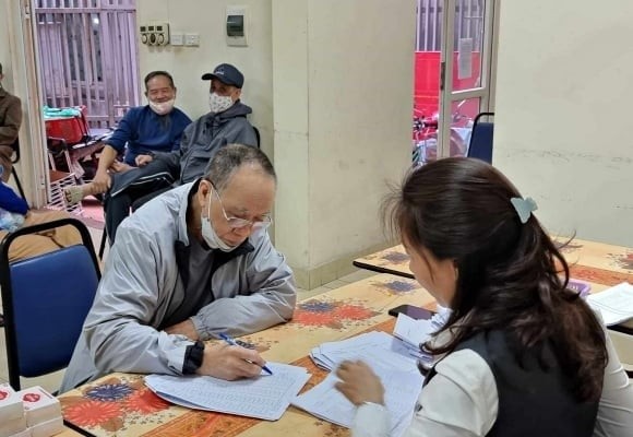 Theo UBND TP Hà Nội, người cao tuổi hiện chiếm khoảng 16,8% dân số Thủ đô.