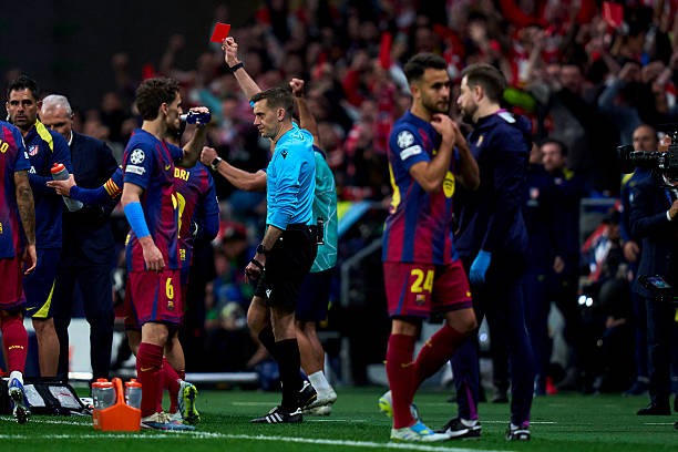 Barcelona chính thức dừng bước tại tứ kết Champions League. 