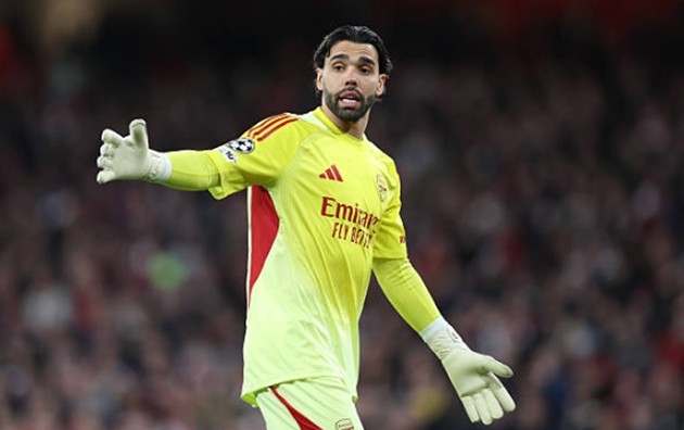 Thủ môn: David Raya – 7.3 điểm Thủ thành người Tây Ban Nha đã có một ngày thi đấu ổn định và đầy tập trung. Raya không phải đối mặt với quá nhiều cú dứt điểm hiểm hóc, nhưng anh luôn có mặt đúng lúc trong các tình huống ra vào, đặc biệt là pha cứu thua quan trọng giúp Arsenal giữ sạch lưới và duy trì tâm lý tự tin cho các đồng đội phía trên.