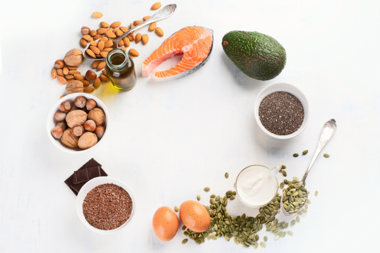 Dù thường bị e ngại, chất béo lành mạnh lại rất cần thiết để duy trì làn da khỏe mạnh. 