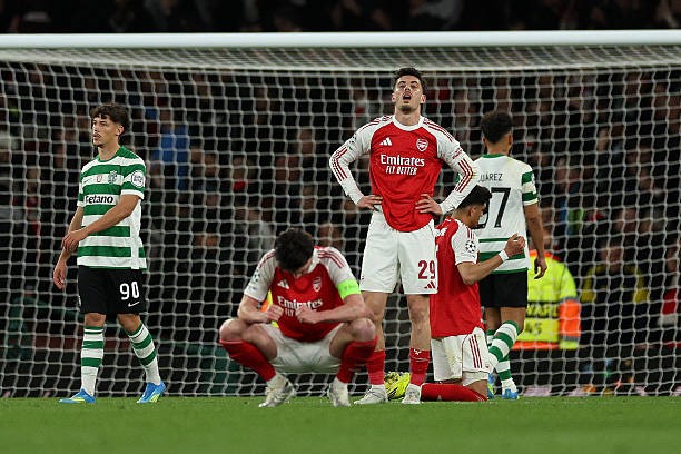 Arsenal đang bị chỉ trích vì lối chơi thiếu tính đột biến. 