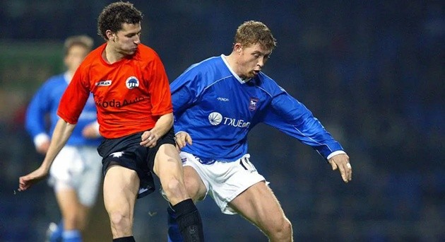 Ipswich từng đá Europa League khi xuống hạng vào mùa 2002/03