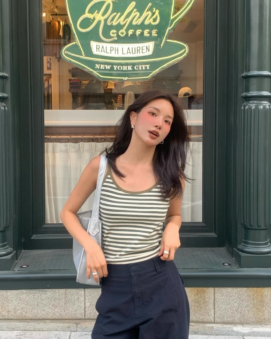 Đây là lựa chọn phù hợp cho những ngày thời tiết oi bức khi yếu tố thoải mái được đặt lên hàng đầu.