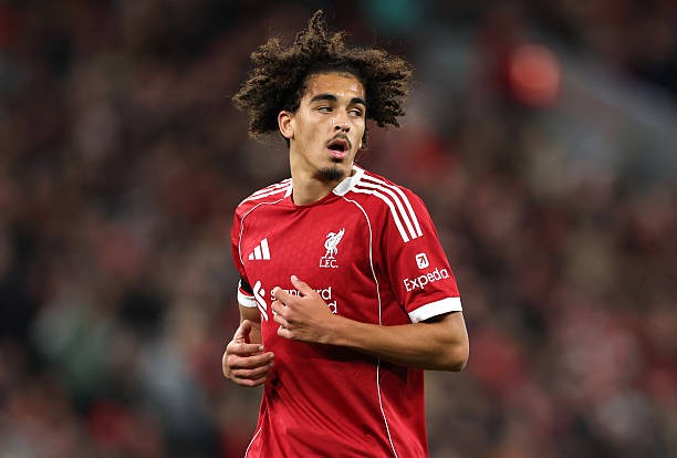 Slot nên cân nhắc trao cơ hội cho Danns.