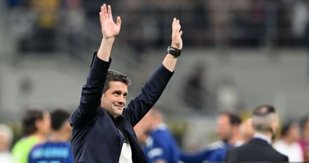 Đội bóng của Chivu ở rất gần ngôi vô địch.