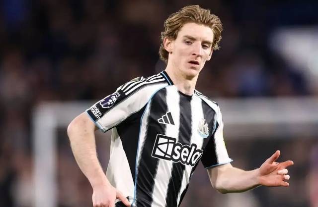 Arsenal nắm lợi thế cực lớn thương vụ Gordon khi anh ưu tiên chuyển đến London.